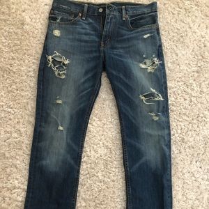Men’s Levi Jeans- Distressed
